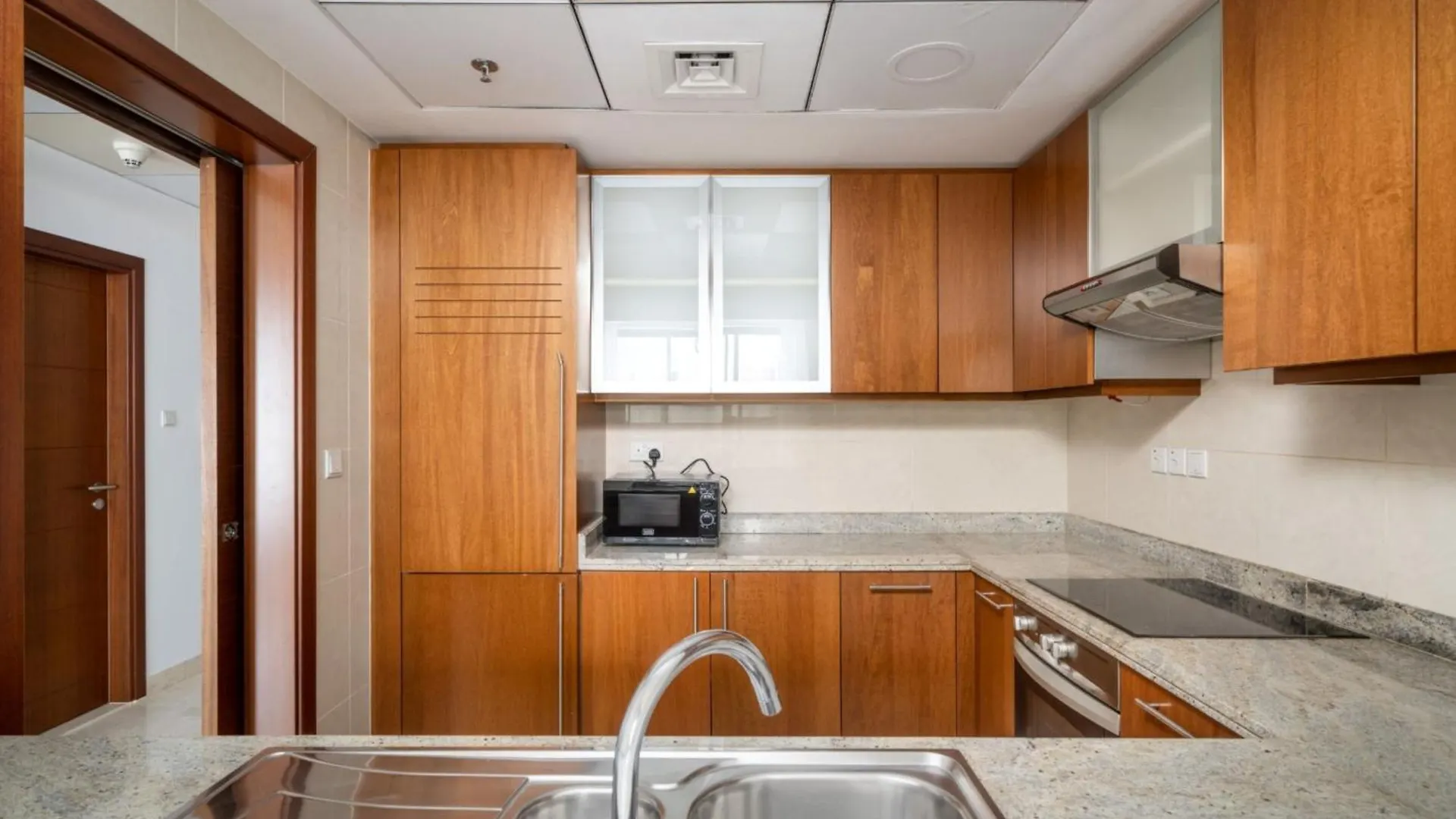 Modern And Stylish 1Br - Standpoint Apartment Dubai